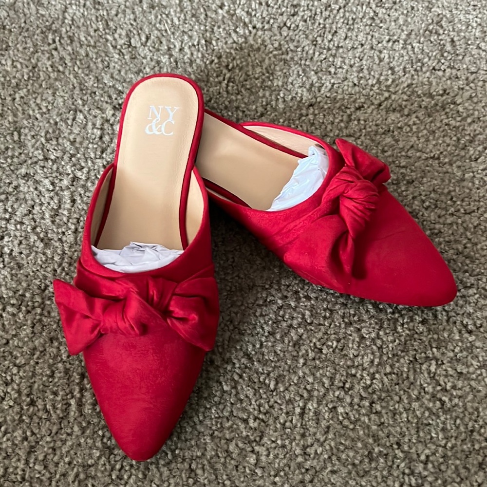 NIB! New York & Co Red Amy Bow Flat Size 9